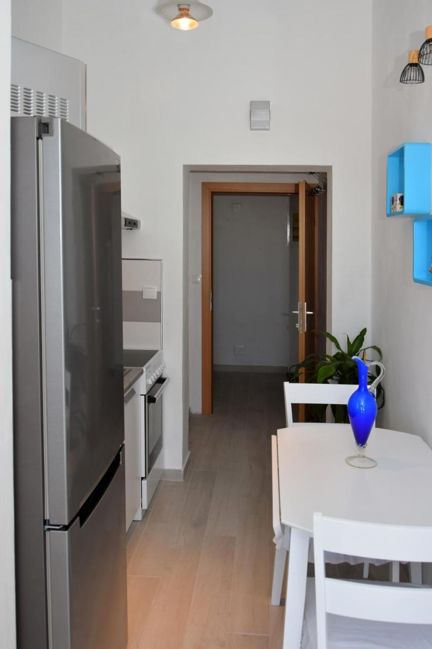 Apartmani Gloria Brodarica  Eksteriør bilde